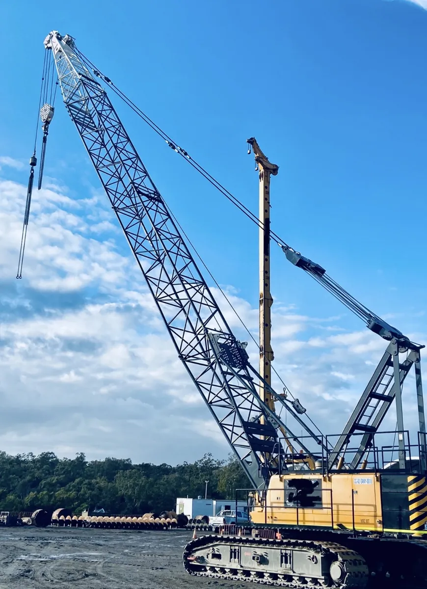 Crawler crane on a barge