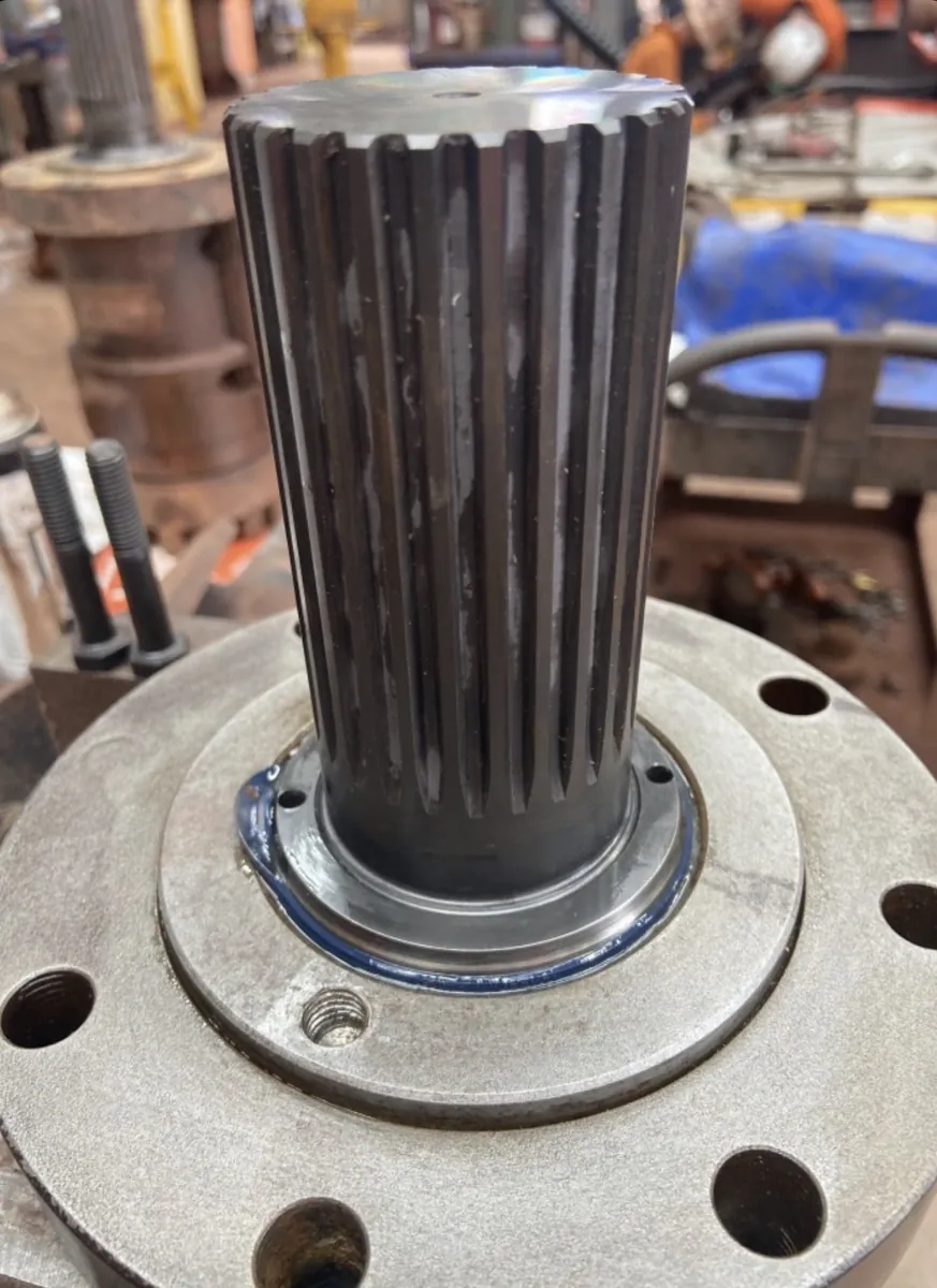 Machined splined shaft and flange
